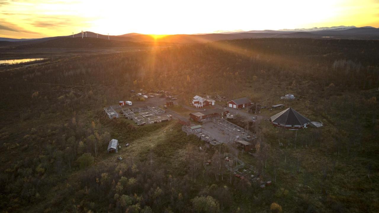 ホテル Aurora Dome キルナ エクステリア 写真