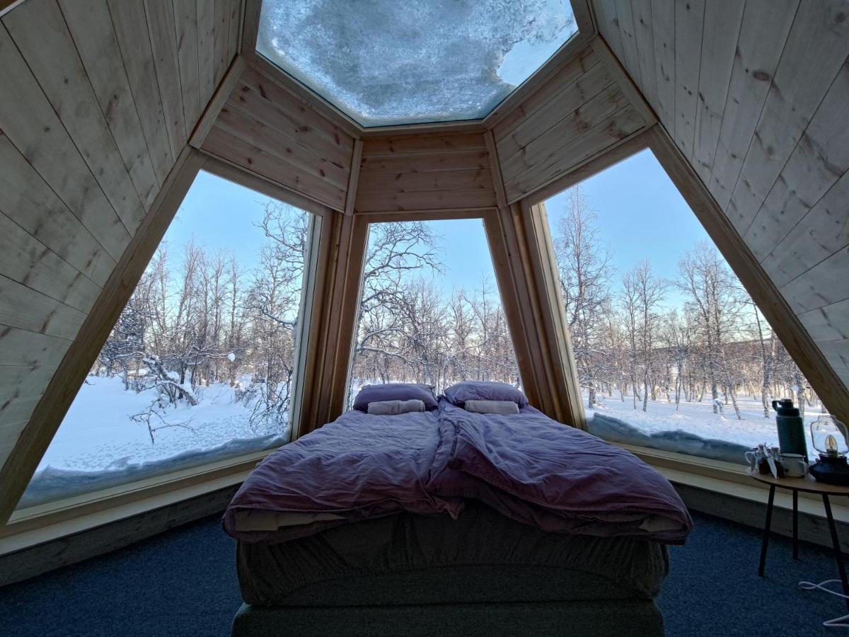 ホテル Aurora Dome キルナ エクステリア 写真